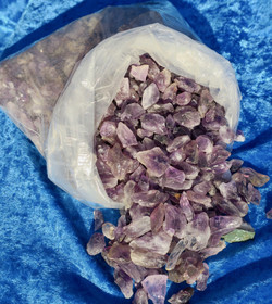 Ametisti 1-5g raakakiteitä 500g Brasilia 