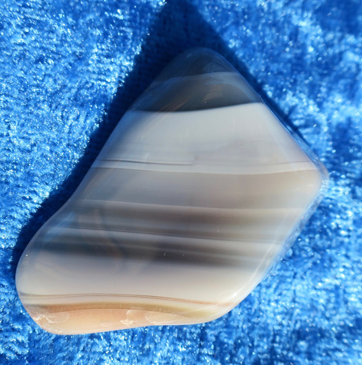 Kalsedoni rumpuhiottu 22g 45mm akaatti