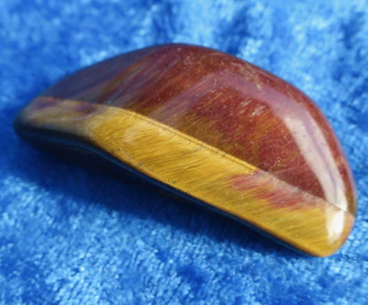 Häränsilmä tiikerinsilmä rumpuhiottu 23g 50mm. Etelä-Afrikka