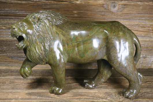 Kiviveistos leijona verdiitti 3100g kivieläin Muvez70