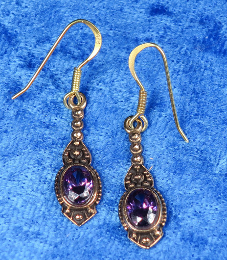Pronssikorusetti SIRO zirkonilla tumma violetti riipus ja korvakorut 