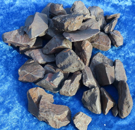 Hematiitti raaka Brasilia. Valitse koko 1-50g