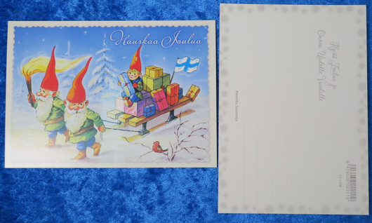Joulukortti tontut vetää lahjarekeä, Suomen lippu liehuu