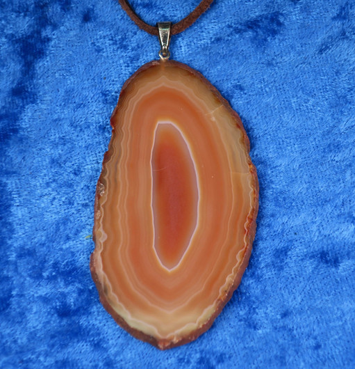 riipus 8 karneoli akaattisiivu 70x40mm