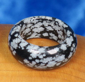 Kivisormus 16.5 lumihiutaleobsidiaani 10mm