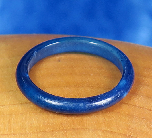 Akaattisormus sininen kivisormus leveys 3mm, koko 18mm