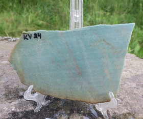 Kvartsiitti  160g  vihreä siivu 180x120x3mm KV24