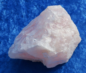 Ruusukvartsi raaka 791g 12x8x6cm Torro Suomi nro  Hiru5aa Katso video