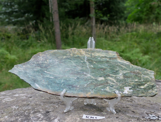 Kromimarmori siivu 350x130x6mm 600g Kittilä Suomi KM1 