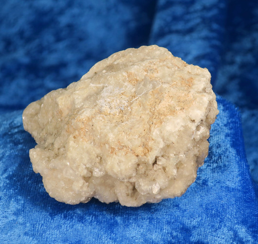 Aragoniitti kidesykerö 203g nro Hi19. 