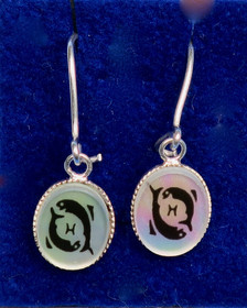 Korvakorut  KALAT PISCES 925-hopea ja simpukka