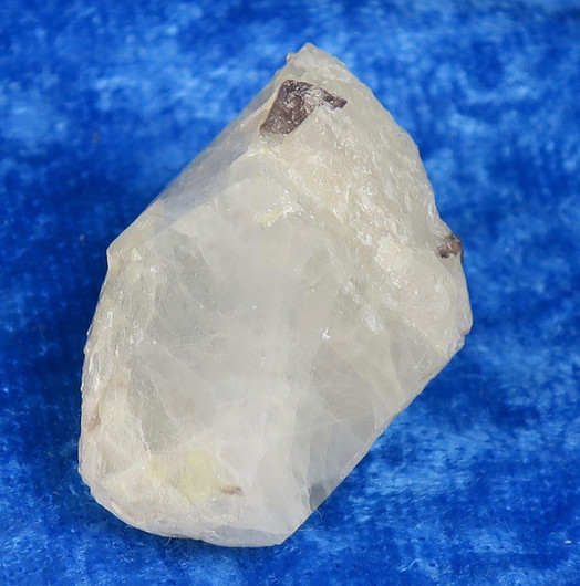 Topaasi sininen ja biotiitti 15g 30mm Viitaniemi Eräjärvi Suomi Hi16i