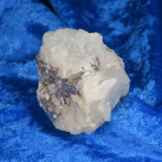 Topaasi ja muskoviitti 95g 45x40x35mm Viitaniemi Eräjärvi Suomi Hi16m