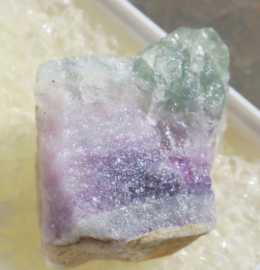 Fluoriitti raaka violetti, vihreä 21mm nro 8R15