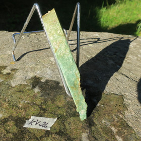 Kvartsiitti siivu 130x100x20mm vihreä 420g Suomi nro KV26 