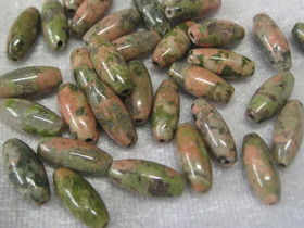 Unakiitti n.12x4mm riisin mallinen irtohelmi 