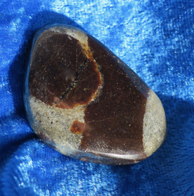 Stauroliitti ristikivi 24g taskukivi