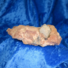 Kalimaasälpä Uhlu Suomi 288g 120x60x40mm nro Hi65a katso video