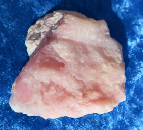 Pinkki opaali Peru 49g 60x55x20mm nro Hiopp4 