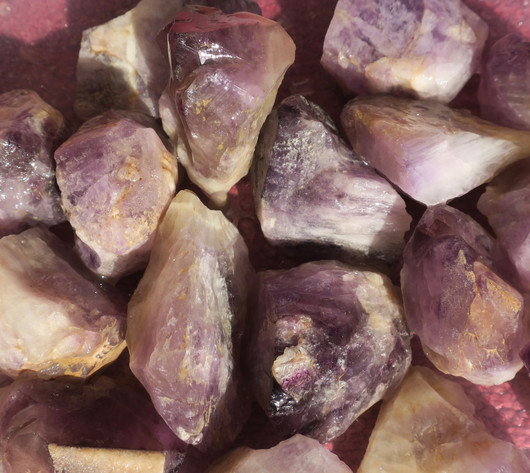 Ametisti raaka Suomi HiAme. Valitse koko 3-70g