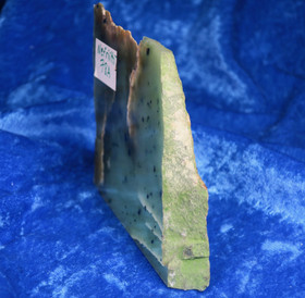 Nefriitti 247g 100x80x15-0mm, ei tasapaksu siivu nro Hi78a 