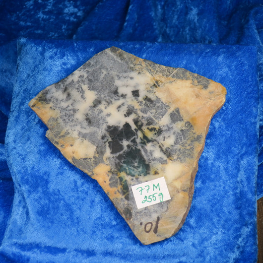  Dendriittiopaali siivu sahapinta 255g 1 Hi77m