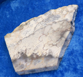  Dendriittiopaali siivu 45g valkoinen nro Hi77a