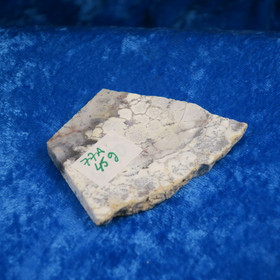  Dendriittiopaali siivu 45g valkoinen nro Hi77a