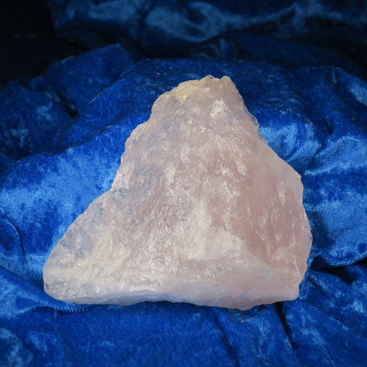 Ruusukvartsi raaka Torro Suomi 541g 135x120x40mm Hiru541aa