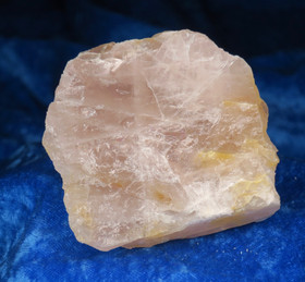 Ruusukvartsi raaka Torro Suomi 248g 70x65x45mm Hiru248aa1