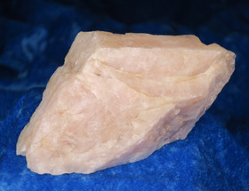 Ruusukvartsi raaka Torro Suomi 270g 110x55x55mm Hiru270a