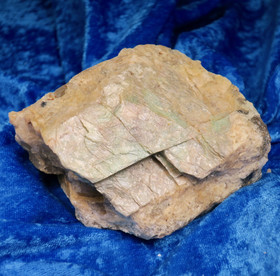 Pegmatiitti kalimaasälpä amatsoniitti savukvartsi  turmaliini Hi66 