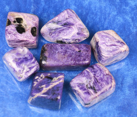 Tsharoiitti 13-18g rumpuhiottu