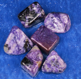 Tsharoiitti 5-10g rumpuhiottu