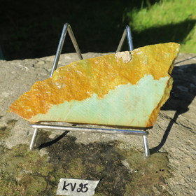 Kvartsiitti siivu vihreä 170x100x8-10mm 200g Suomi nro KV25 