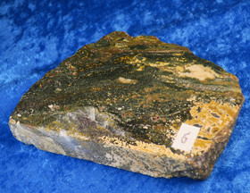 Valtamerijaspis toiselta puolelta hiottu siivu  90x60x17mm 189g nro6