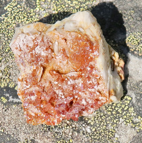 vanadiniitti baryytti lyijyhohde 28x28x18mm 31g Marokko 12K 