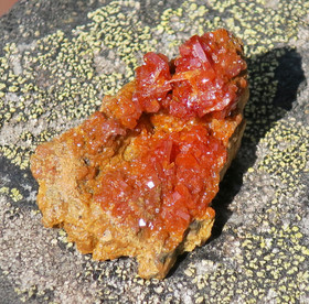 Vanadiniitti 10g 30x20x15mm kidesykerö Marokko 12D