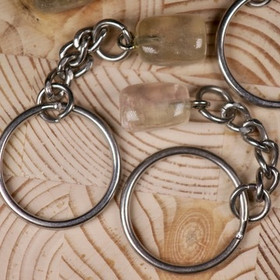 Avaimenperä fluoriitti 