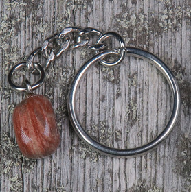 Avaimenperä raidallinen jaspis rumpuhiottu