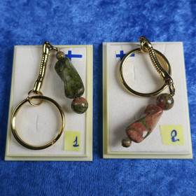 Avaimenperä unakiitti kierrehelmi