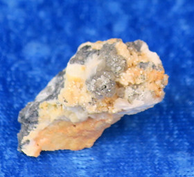  Baryytti serusiitti 5,7g 27x12x13mm bar8 