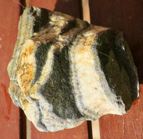 Pallokivi Suomi 205g 70x70x35mm Hi116d 