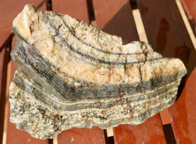 Pallokivi Suomi 487g 120x80x55mm Hi116c 