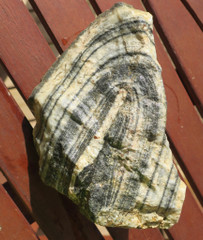 Pallokivi Suomi 965g 145x80x60mm Hi116a 