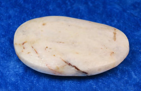 Kuukivi taskukivi 17g 40x30x9mm 50v