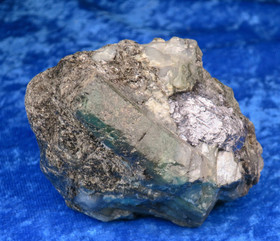 Smaragdikiteitä matriksissa 310g Hi112d Itävalta