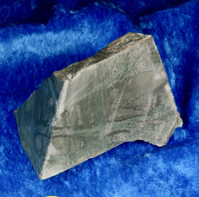 Tinguaiitti 240g, 2 sahapintaa  Hi109c