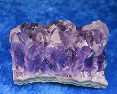 Ametisti kidesykerö 137g 55x43x35mm Extra-laatu Uruguay uru13