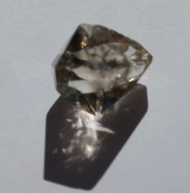 Savukvartsi kaksikärkinen kide Namibia 13g nro6